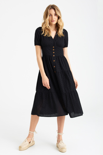 Bawełniana, ażurowa sukienka w czarnym kolorze