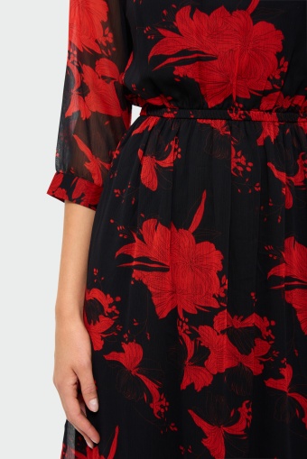 Elegancka sukienka z nadrukiem
