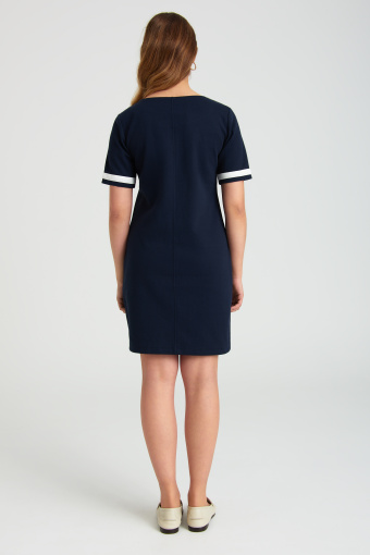 Klasyczna, granatowa sukienka z kontrastowymi wstawkami