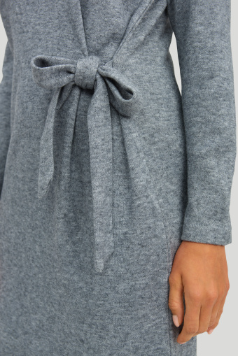 Szara, dzianinowa sukienka z asymetrycznym wiązaniem