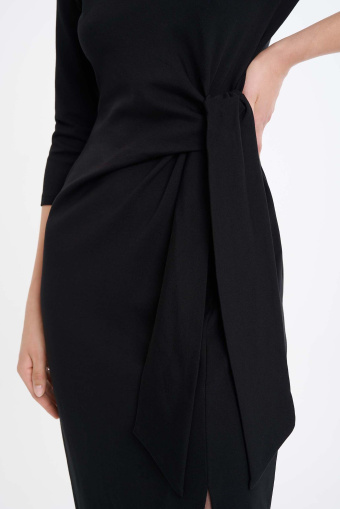 Wiskozowa, czarna sukienka