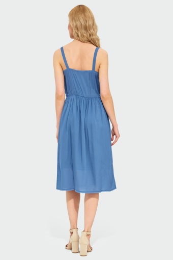 Sukienka na ramiączkach Sukienka na ramiączkach