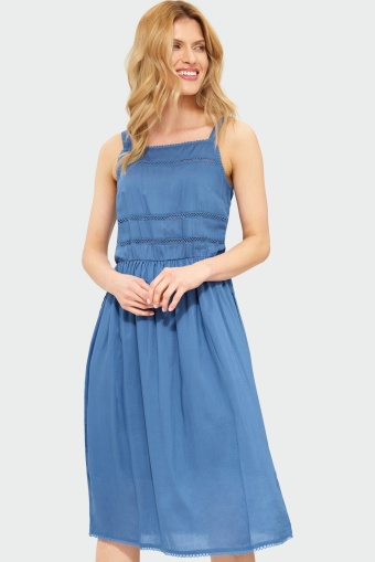 Sukienka na ramiączkach Sukienka na ramiączkach