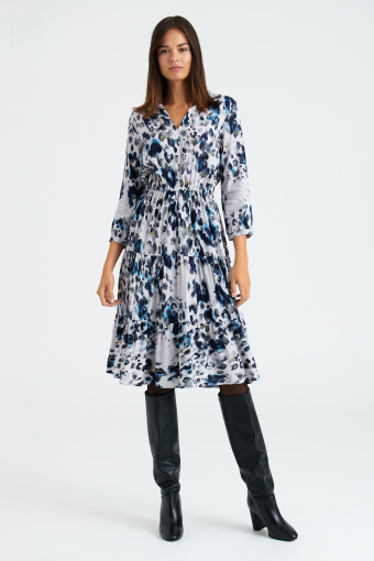 Wiskozowa, rozkloszowana sukienka z szaro-niebieskim printem