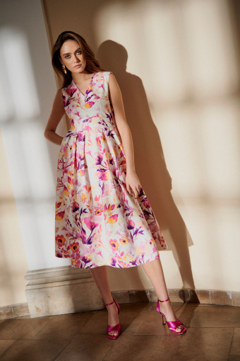 Sukienka z rozkloszowanym dołem, kwiatowy print