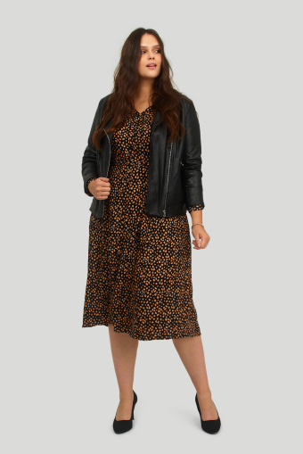 Wiskozowa szmizjerka z nadrukiem Wiskozowa szmizjerka z nadrukiem