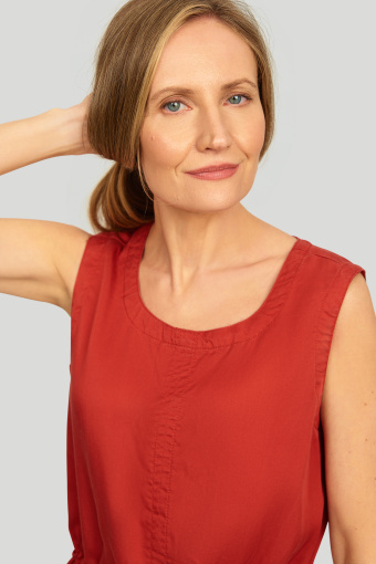 Sukienka z lyocell'u o prostym fasonie