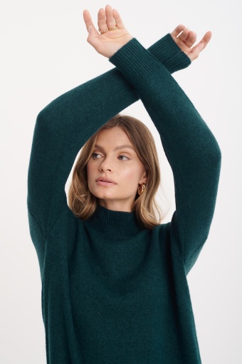 Swetrowa sukienka oversize, turkusowa