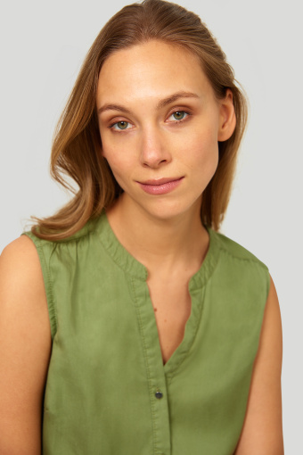 Sukienka z lyocell'u z wiązaniem w pasie