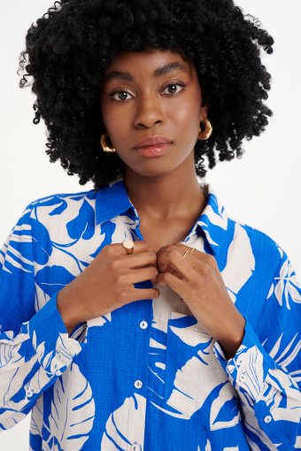 Wiskozowa sukienka z nadrukiem tropic kobalt