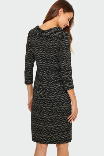Elegancka sukienka ze stójką Elegancka sukienka ze stójką
