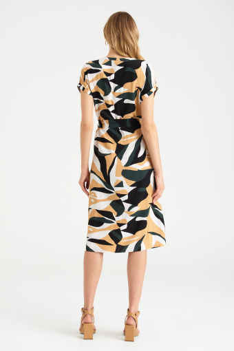 Rozkloszowana sukienka midi z żółto-czarnym nadrukiem