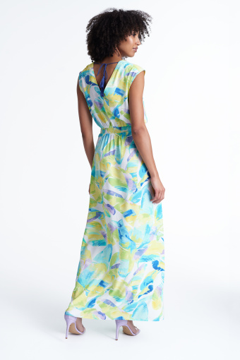 Długa sukienka w limonkowo-błękitne liście