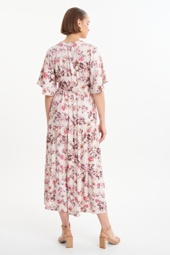 Kremowa sukienka w kwiaty w stylu casual