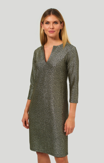 Klasyczna sukienka z efektownym połyskiem