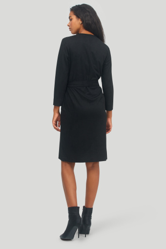 Luźna sukienka z odcięciem w talii