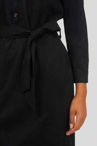 Luźna sukienka z odcięciem w talii