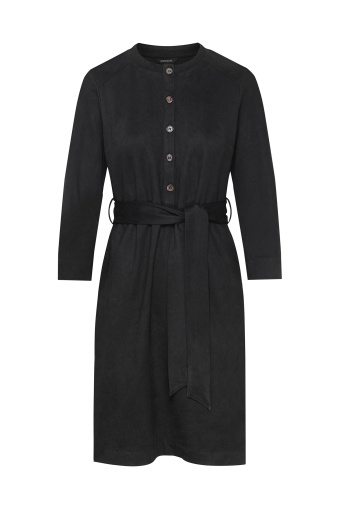 Luźna sukienka z odcięciem w talii