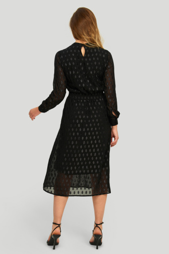 Elegancka, szyfonowa sukienka z połyskującą nitką