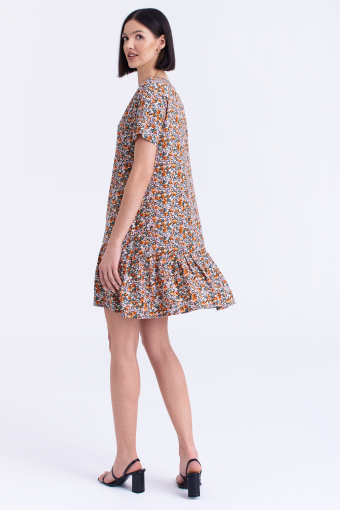 Luźna sukienka z nadrukiem w drobne kwiaty