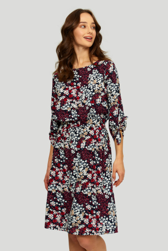 Wiskozowa sukienka z kwiatowym printem, rękaw 3/4
