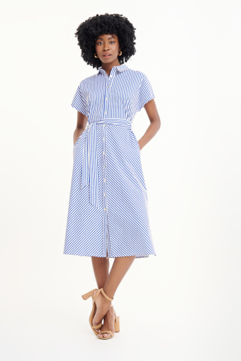 Stylowa szmizjerka w drobne niebieskie paski