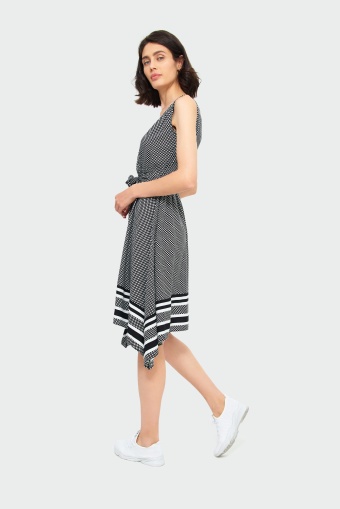 Sukienka z nadrukiem Sukienka z nadrukiem