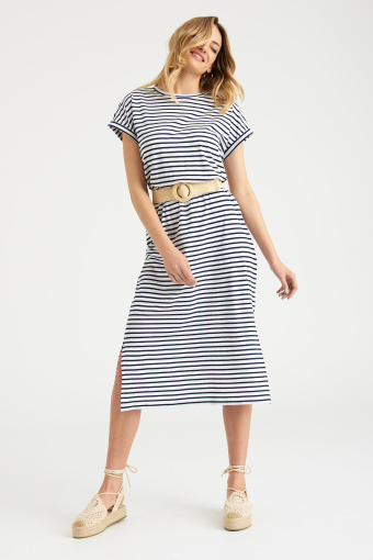 Dzianinowa sukienka w paski Dzianinowa sukienka w paski