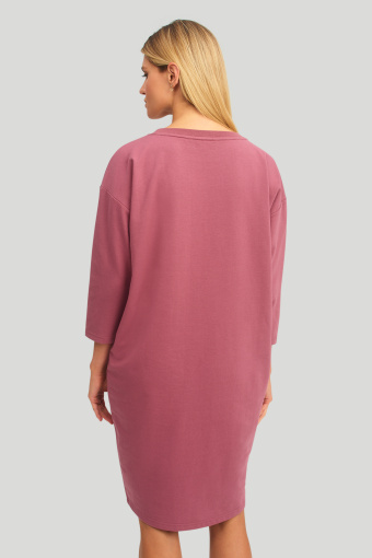 Dzianinowa sukienka z dodatkiem włókien ekologicznych