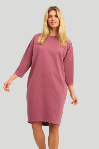 Dzianinowa sukienka z dodatkiem włókien ekologicznych