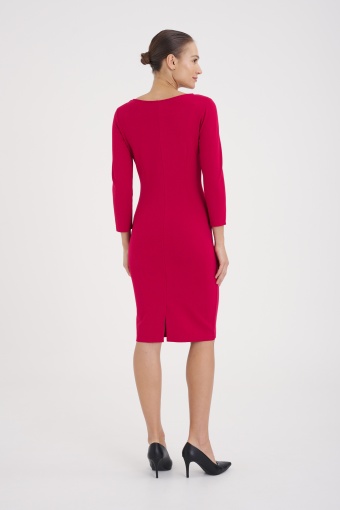 Dopasowana sukienka dzianinowa