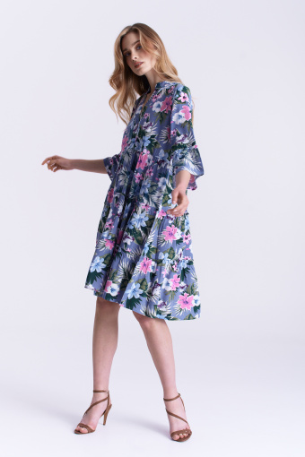 Wiskozowa sukienka w kwiaty, niebieska