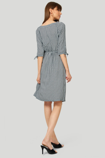 Wiskozowa sukienka w kratkę vichy