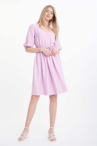 Stylowa sukienka w kolorze lawendy
