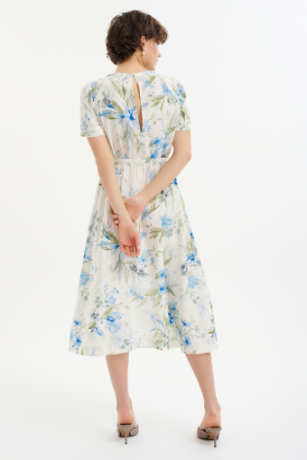 Kobieca sukienka midi w subtelne kwiaty Kobieca sukienka midi w subtelne kwiaty