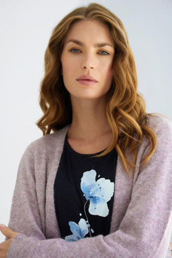 Jasnoróżowy kardigan z dodatkiem wełny