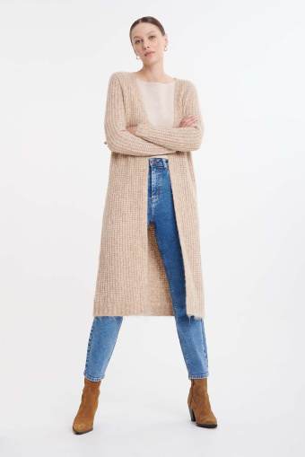 Długi beżowy kardigan oversize