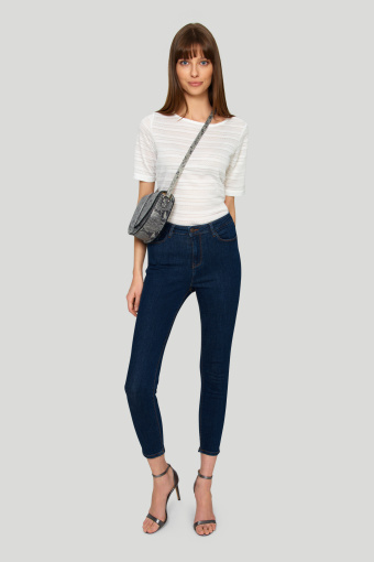 Żakardowy sweter z połyskującą nitką Żakardowy sweter z połyskującą nitką