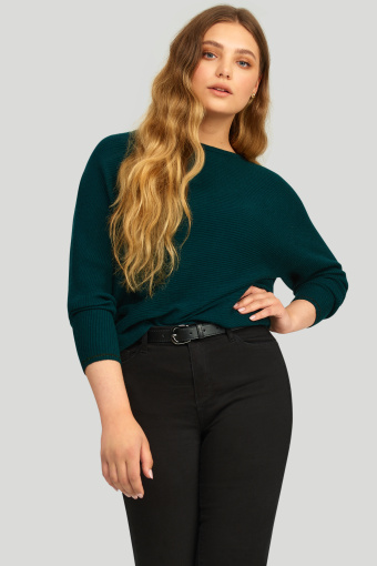 Sweter o luźnym kroju w drobny prążek