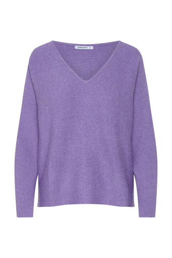 Wiskozowy, lawendowy sweter z prążkowanej dzianiny