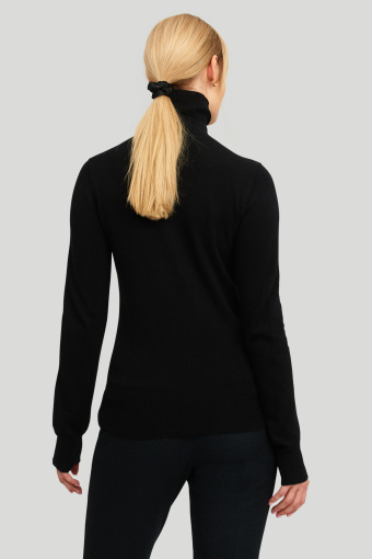 Klasyczny golf z miękkiej dzianiny