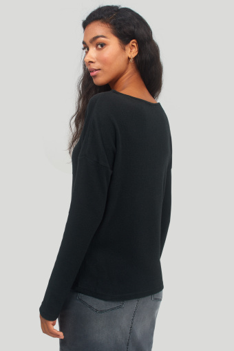 Sweter o luźym kroju, z miękkiej dzianiny