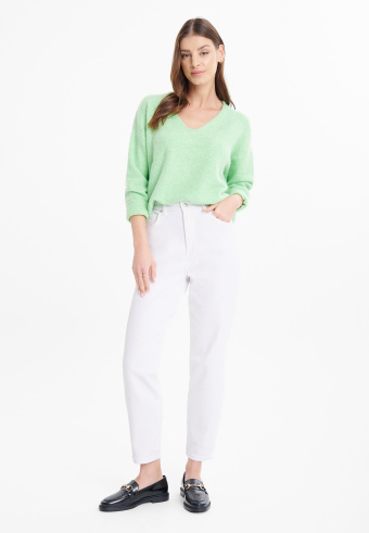 Jasnozielony sweter oversize