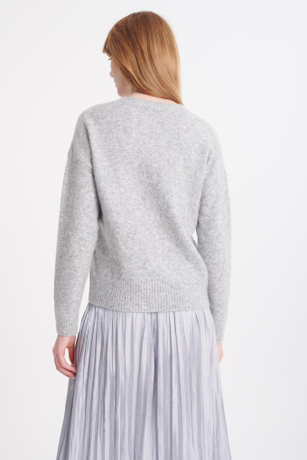 Luźny, casualowy sweter z dekoltem w serek, szary