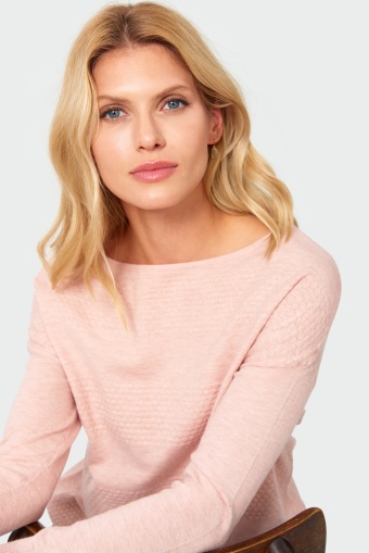 Sweter o luźnym kroju z troczkiem na dole Sweter o luźnym kroju z troczkiem na dole