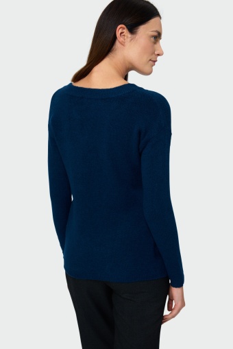 Miękki sweter z wiązaniem