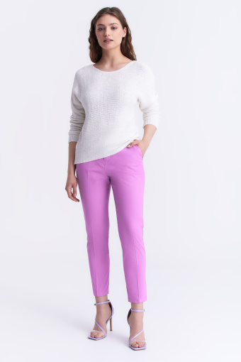 Kremowy, prosty sweter