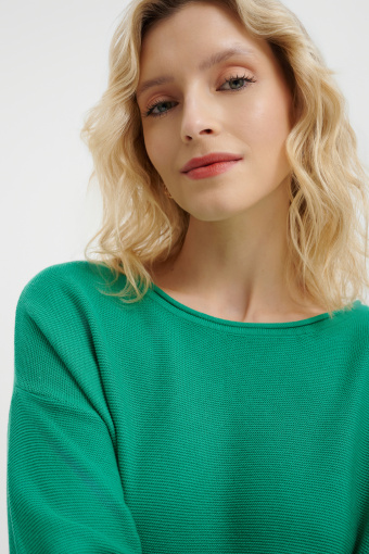 Zielony sweter ze ściągaczem u dołu  Zielony sweter ze ściągaczem u dołu