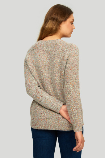 Sweter o luźnym kroju