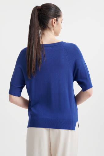 Granatowy sweter z krótkim rękawem 